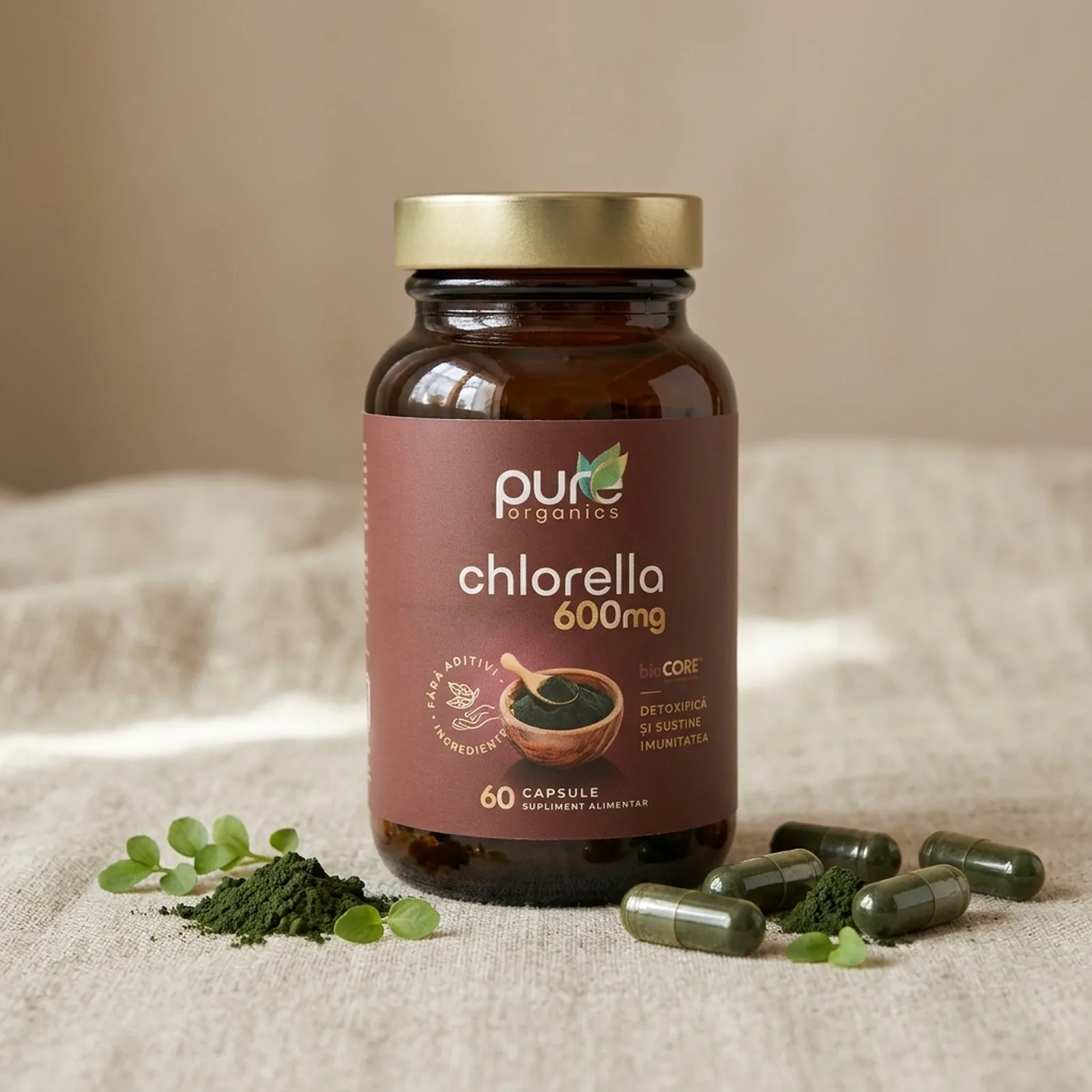 Chlorella vulgaris extract — sticlă PureOrganics pe pânză de in
