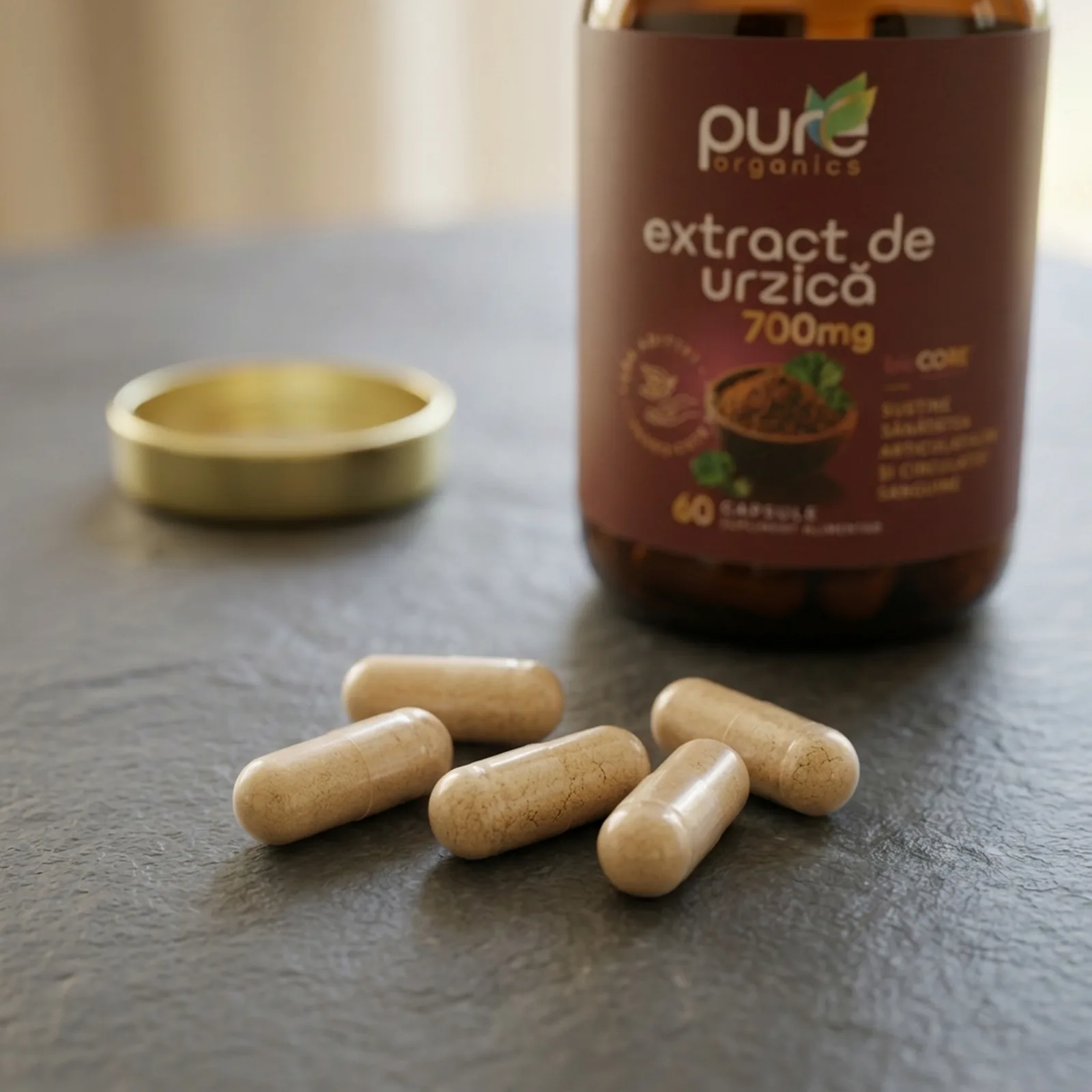 Extract de Urzică — macro capsule pullulan pe ardezie, BioCORE®